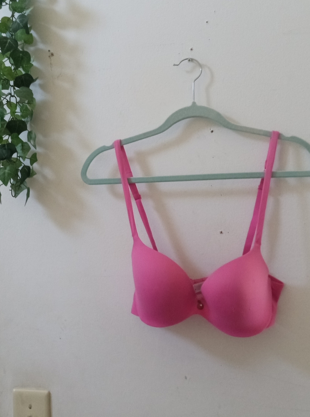 Women's Hot Pink Padded T-Shirt Bra 34C